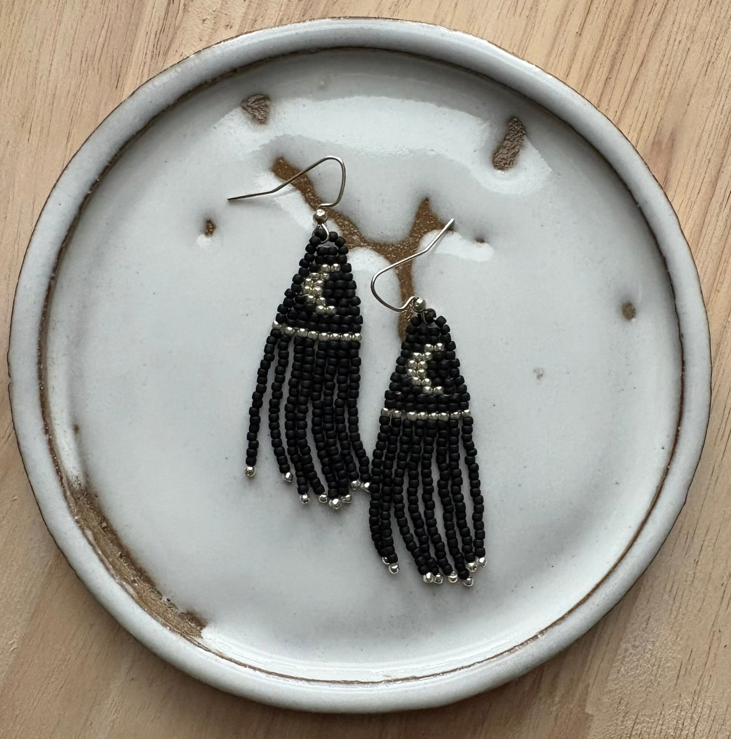 moon earrings - matte black & shiny silver